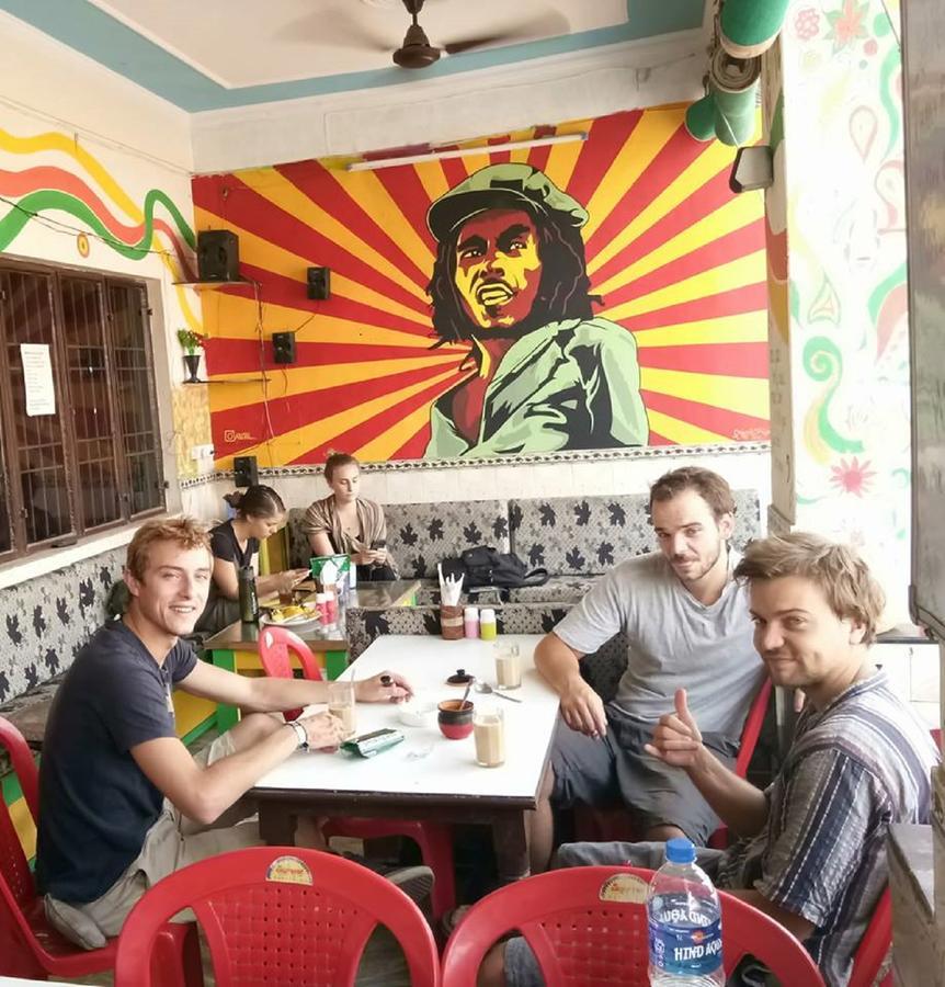 הוסטל אגרה Backpacker Panda Friends - Agra מראה חיצוני תמונה